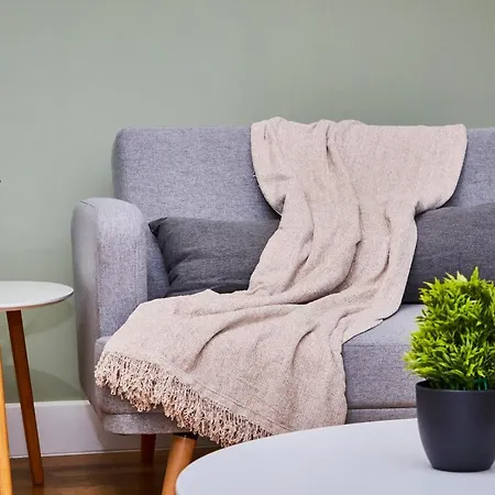 Large Duplex Penthouse In Leeds - Parking Leeds (West Yorkshire)