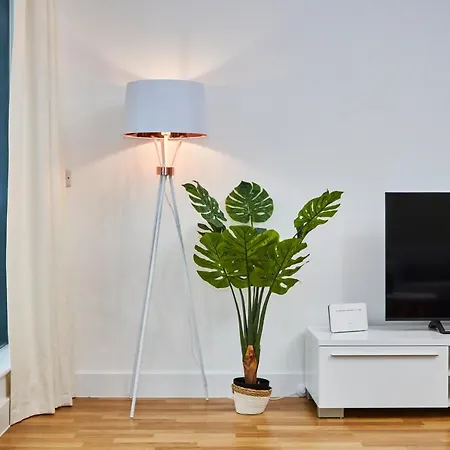 Large Duplex Penthouse In Leeds - Parking Leeds (West Yorkshire)